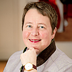 Dagmar Schmidt-Neuhaus, Freie mehrfach pr&auml;mierte investigative Publizistin